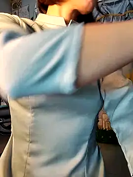 Lucy limon online show from 11/04/25, 07:45