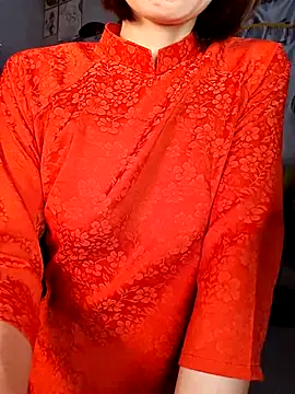 Lucy limon online show from 11/24/25, 10:10