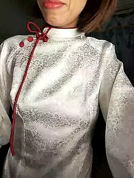 Lucy limon online show from 12/05/25, 10:58