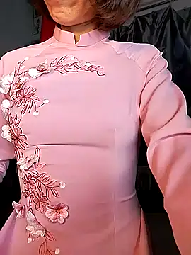 Lucy limon online show from 03/05/26, 01:40