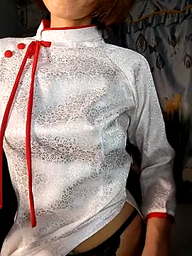 Lucy limon online show from 10/22/25, 10:19