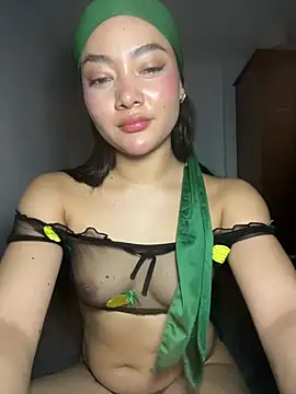 Just valen online show from 06/27/26, 07:58
