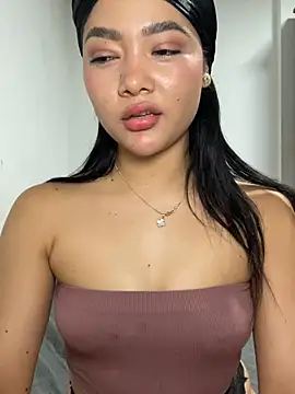 Just valen online show from 04/09/26, 08:53