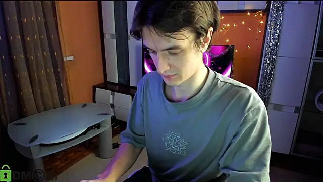 harry1potter  online show from 01/04/25, 03:17