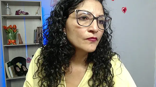 Snapshot of arianna_ros3 chatting on 03/02/25, 09:30 arianna ros3 online show from 03/02/25, 09:30