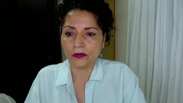 arianna ros3 online show from 04/07/26, 01:29