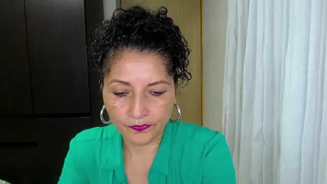 arianna ros3 online show from 05/05/26, 03:20
