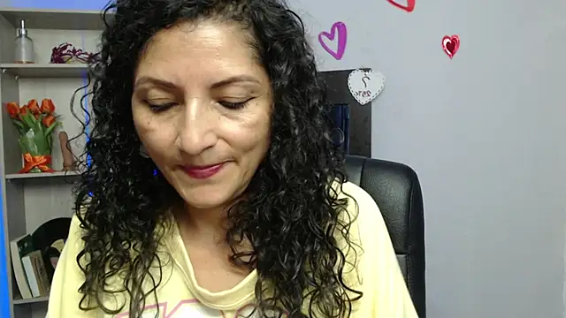 Snapshot of arianna_ros3 chatting on 03/02/25, 06:24 arianna ros3 online show from 03/02/25, 06:24