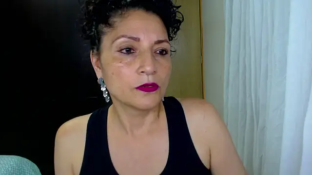 arianna ros3 online show from 05/03/26, 01:11
