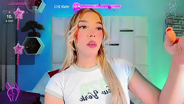 Snapshot of Aileen_18 chatting on 01/24/25, 10:19 Aileen 18 online show from 01/24/25, 10:19