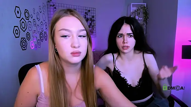 playful sophie online show from 10/14/25, 07:25