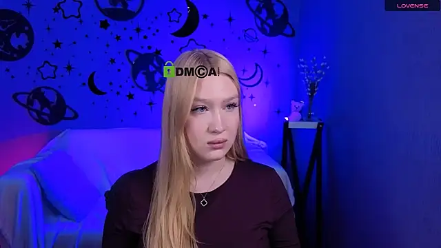 playful sophie online show from 04/14/26, 07:19