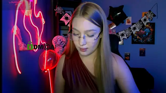 playful sophie online show from 10/27/25, 05:36