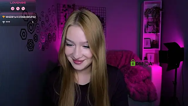 playful sophie online show from 11/17/25, 08:13