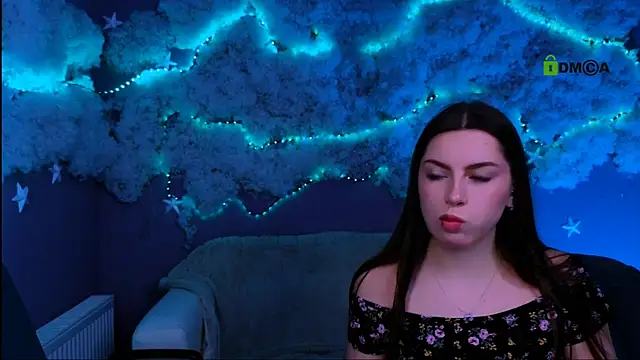 playful sophie online show from 04/22/26, 07:31