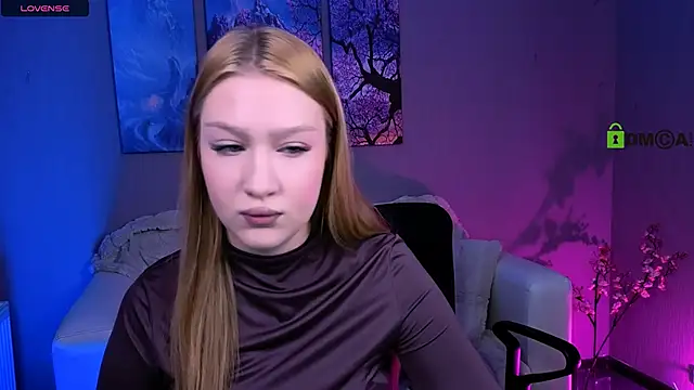 playful sophie online show from 11/26/25, 08:09