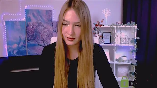 playful sophie online show from 02/19/25, 09:03