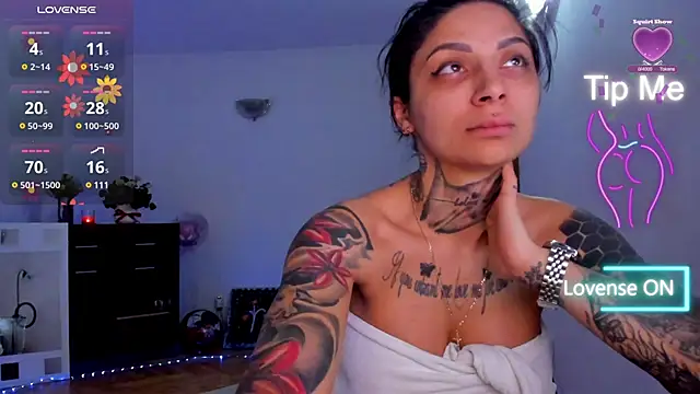 Lucky Deniz online show from 03/08/25, 01:50