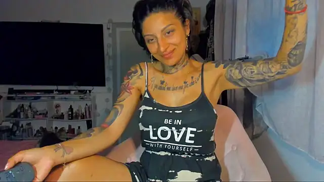 Snapshot of Lucky_Deniz chatting on 07/30/26, 05:45 Lucky Deniz online show from 07/30/26, 05:45