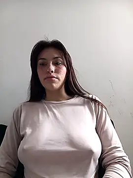 eriika deep  online show from 11/13/25, 04:33