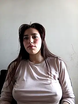 eriika deep  online show from 12/14/25, 12:00