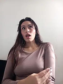 eriika deep  online show from 11/06/25, 05:39