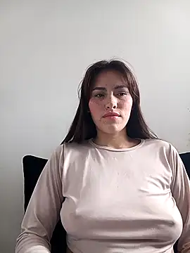 eriika deep  online show from 10/19/25, 06:54