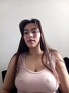 eriika deep  online show from 09/18/25, 05:05