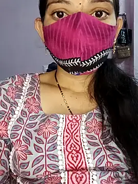Snapshot of Telugu_Cute_Angel chatting on 02/18/25, 02:49 Telugu Cute Angel online show from 02/18/25, 02:49