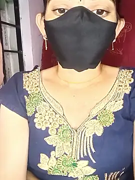 Snapshot of Telugu_Cute_Angel chatting on 10/14/25, 04:40 Telugu Cute Angel online show from 10/14/25, 04:40