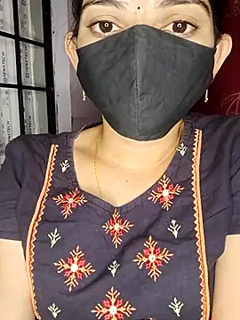 Snapshot of Telugu_Cute_Angel chatting on 10/18/25, 04:53 Telugu Cute Angel online show from 10/18/25, 04:53