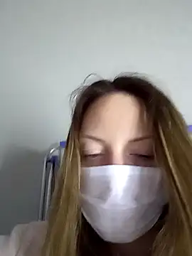 KattyLuuu online show from 04/11/26, 07:50