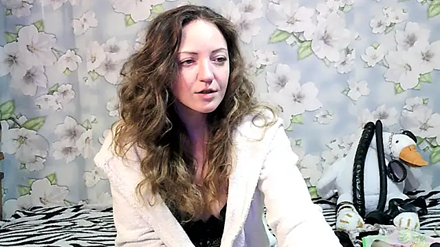 Snapshot of KattyLuuu chatting on 03/20/25, 06:41 KattyLuuu online show from 03/20/25, 06:41