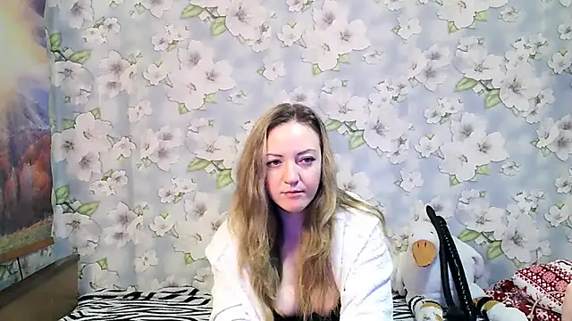 Snapshot of KattyLuuu chatting on 10/19/25, 09:01 KattyLuuu online show from 10/19/25, 09:01