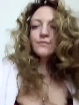 KattyLuuu online show from 04/01/26, 09:45