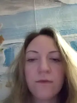 KattyLuuu online show from 12/04/25, 08:52