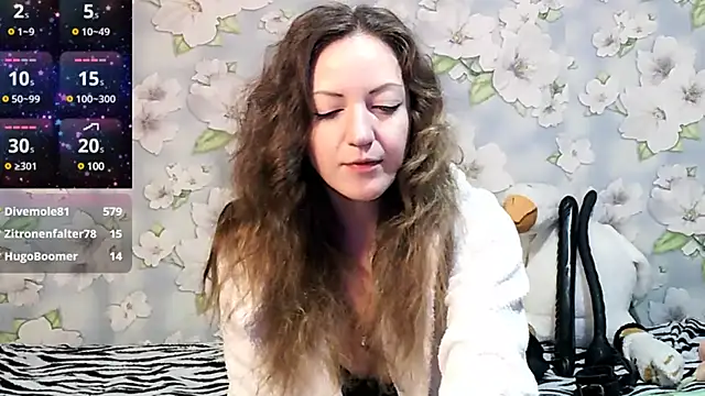 Snapshot of KattyLuuu chatting on 02/17/25, 12:11 KattyLuuu online show from 02/17/25, 12:11