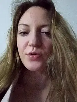 KattyLuuu online show from 03/18/26, 09:48