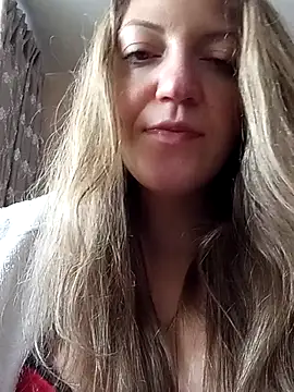 KattyLuuu online show from 02/15/26, 12:59