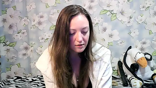 Snapshot of KattyLuuu chatting on 03/23/25, 06:16 KattyLuuu online show from 03/23/25, 06:16