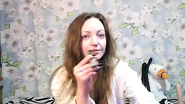 Snapshot of KattyLuuu chatting on 03/16/25, 04:01 KattyLuuu online show from 03/16/25, 04:01