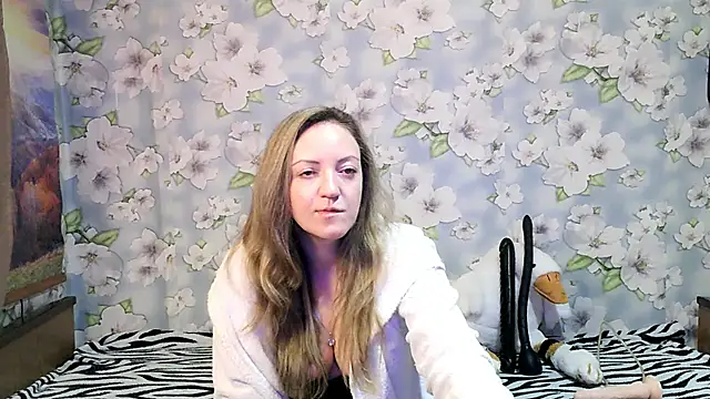 Snapshot of KattyLuuu chatting on 09/19/25, 08:57 KattyLuuu online show from 09/19/25, 08:57