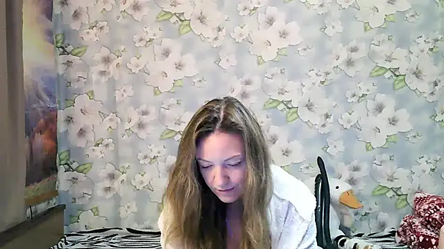 KattyLuuu online show from 11/02/25, 06:02