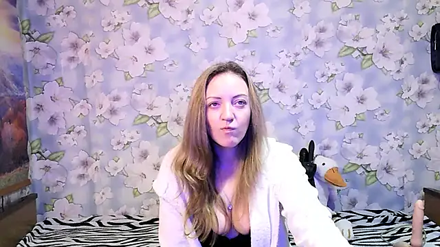 Snapshot of KattyLuuu chatting on 09/20/25, 08:25 KattyLuuu online show from 09/20/25, 08:25