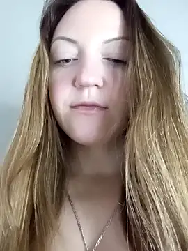 KattyLuuu online show from 04/12/26, 07:55