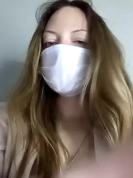 KattyLuuu online show from 04/11/26, 03:47