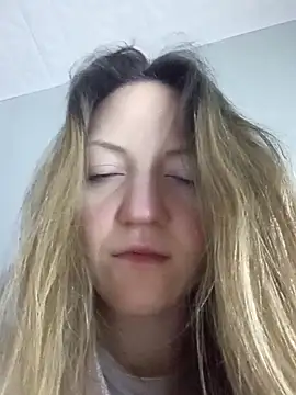 KattyLuuu online show from 03/29/26, 05:53