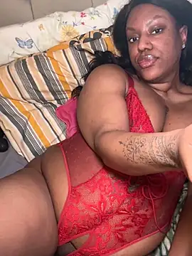 LavenderBuxton online show from 03/04/26, 10:39