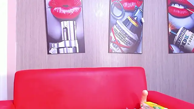 amber diior online show from 02/08/26, 01:47