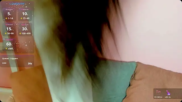 Gaby Ferrer online show from 11/18/25, 02:53